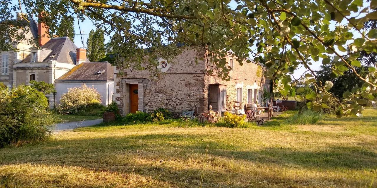 Loge & Broc Bed & Breakfast La Possonniere ภายนอก รูปภาพ